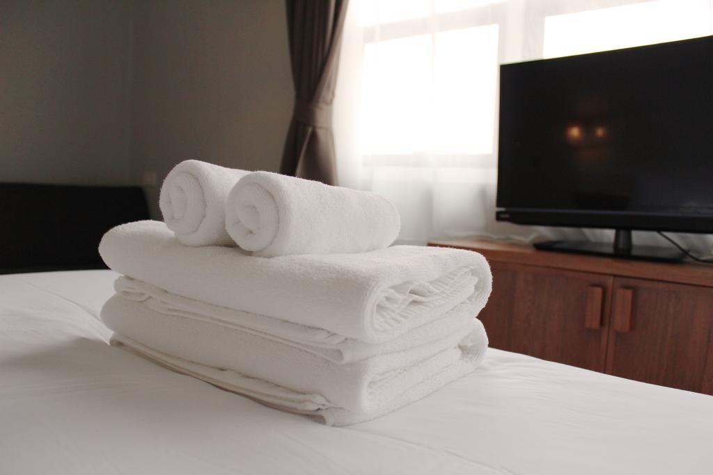 Hotel Thapae Happy House Chiang Mai Exterior foto